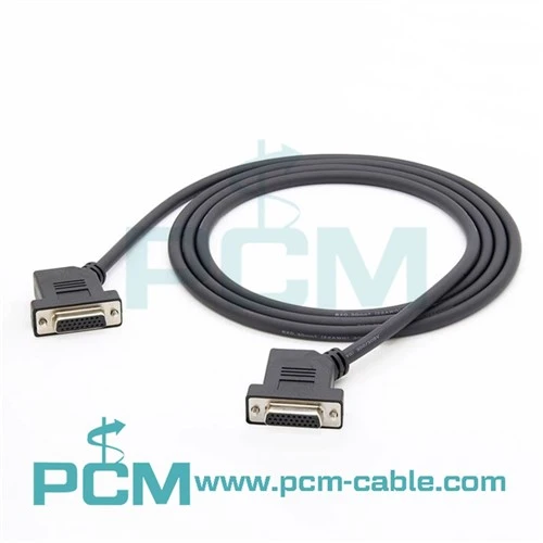 Cable DB26 mascle femella de 45 graus