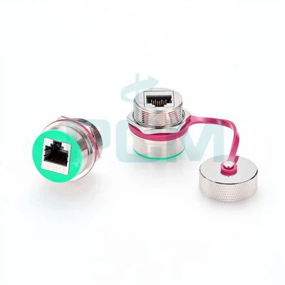 Acoblador Ethernet Cat6A de muntatge en panell impermeable IP67 Femella a Femella